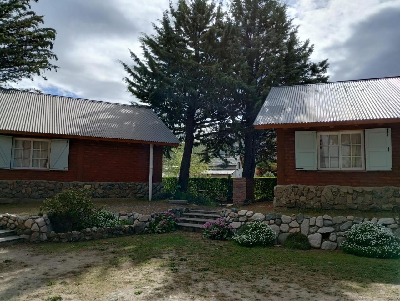 Cabanas Pyracantha Esquel Exteriör bild